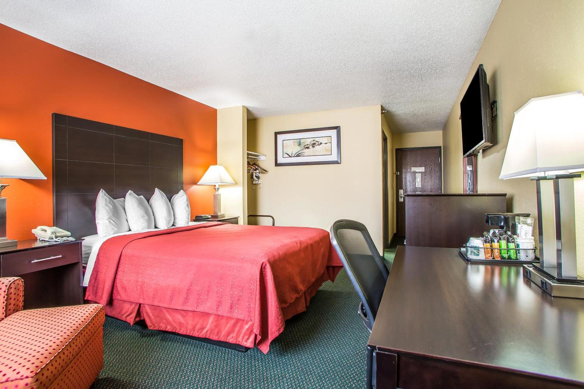 Quality Inn Morton At I-74 Ruang foto